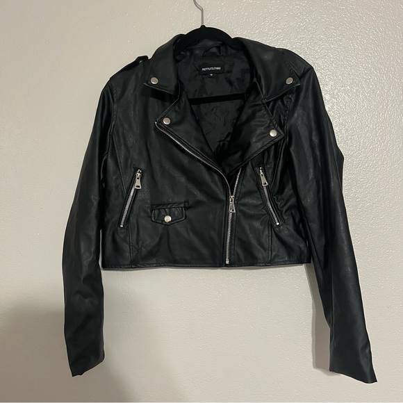 PrettyLittleThing Black Basic Faux Leather Biker Jacket Size 12 - Picture 5 of 8
